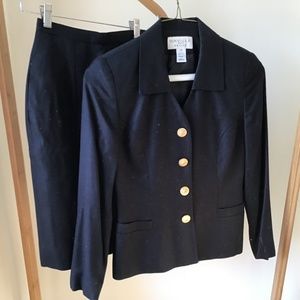 Saville Petites Black skirt suit